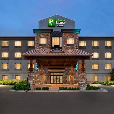 Holiday Inn Express & Suites Denver Airport By Ihg Exterior photo