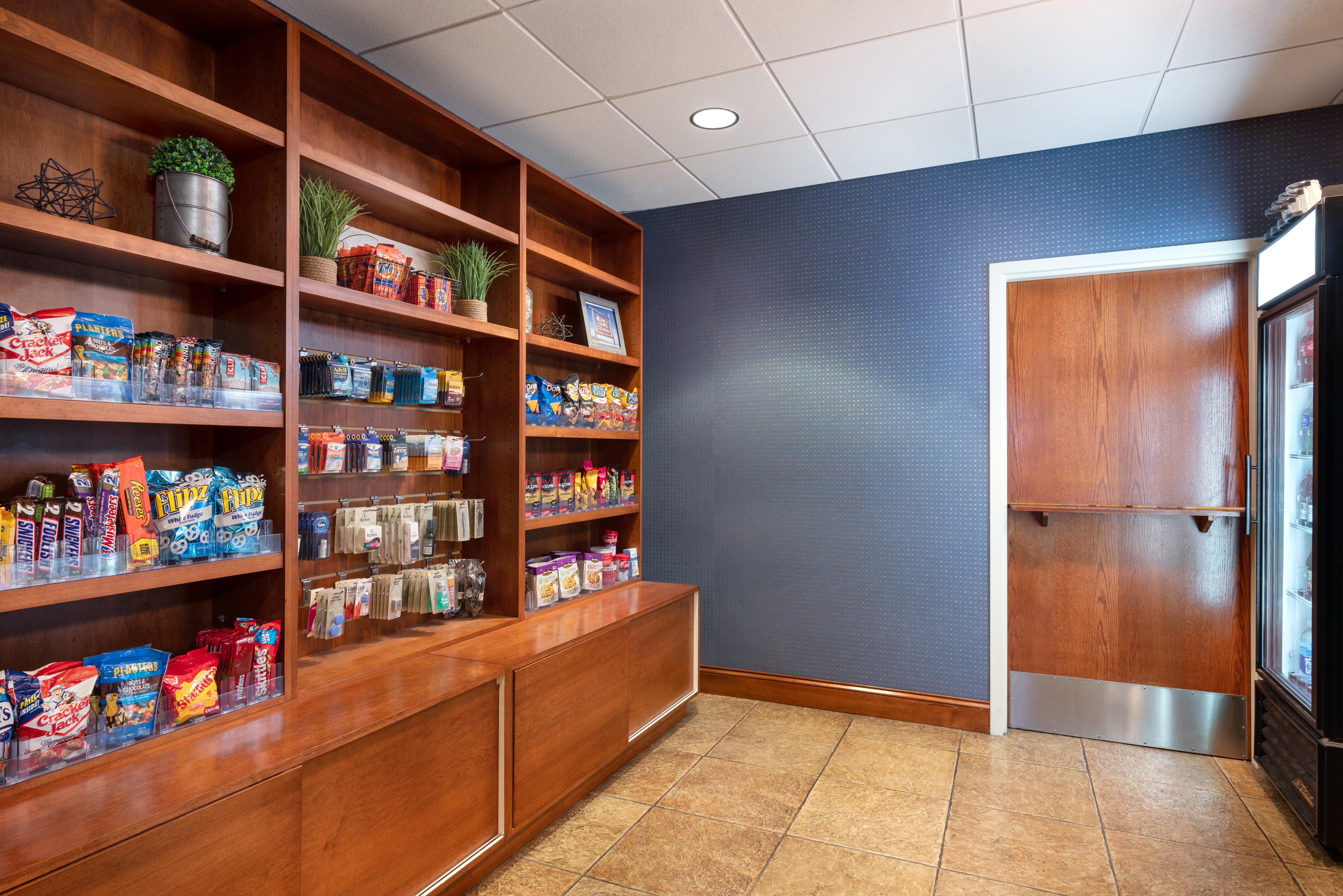 Holiday Inn Express & Suites Denver Airport By Ihg Exterior photo